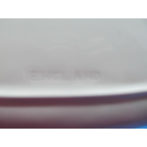 Johnson Brothers Richmond White Covered Butter Dish Discontinued pattern - Picture 6 of 11